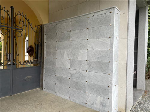 Cimitero: installazione nuovo corpo cellette